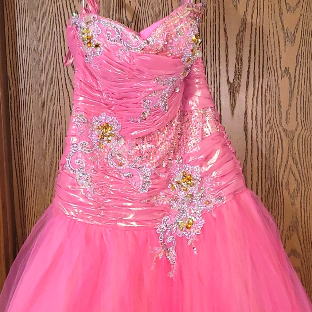 Prom dress